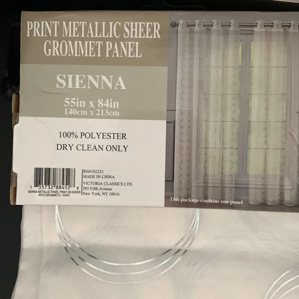 NWT Victoria Classics Sheer Grommet Panel